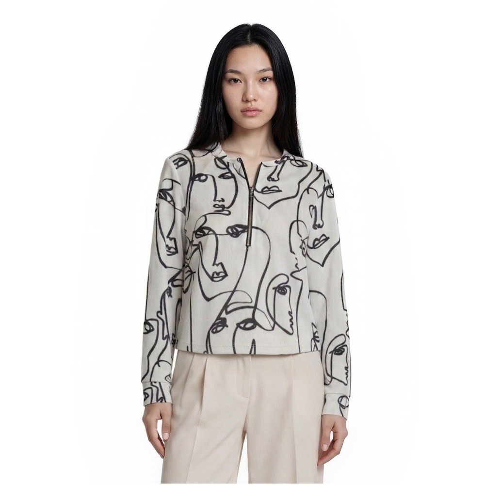 Just Fashion Now Top Blouse Women's Size 2XL White Black Abstract Face Artsy